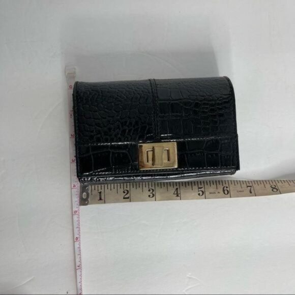 Forever 21 Black Wallet with Coin Pouch and Card Slots - Picture 6 of 6